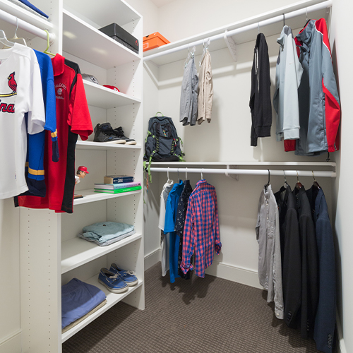 DIY Walk-In Closet