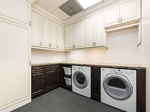 White Laundry Room in St. Louis 